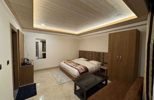 Badrinath Hotel | Hotel Kuber Palace Badrinath