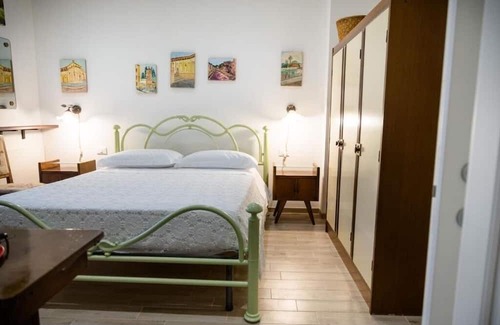 Cisano sul Neva Cama Y Desayuno | Casa Rosso-le cantine