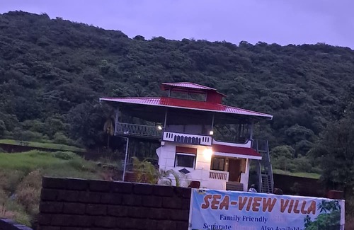 Mhsala Complejo | Sea view villa
