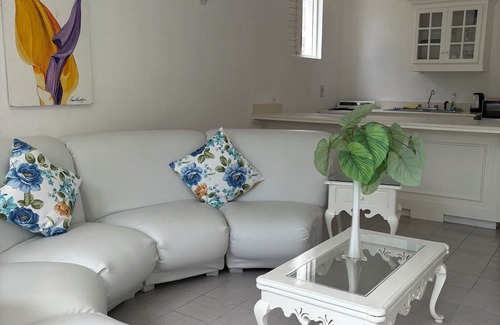 Runaway Bay Hotel | Runaway Bay Caldo Tours