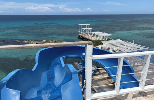 Runaway Bay Hotel | Runaway Bay Caldo Tours