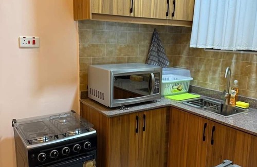 Kireka Cama Y Desayuno | Clover Homes Ug