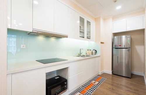 District 9 Apartamento | Lumière Riverside by Urban Home