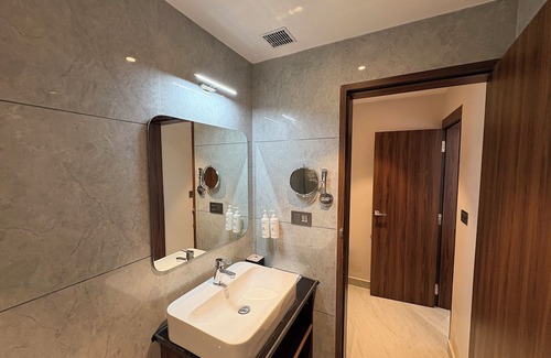 Samastipur Hotel | Basera Hotel Samastipur