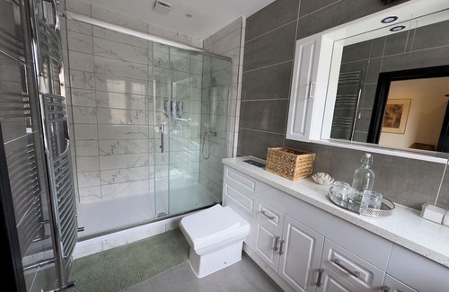 West Kingsdown Casa | Balancyoga Guesthouse