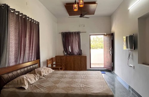 Pollachi Hotel | The Coconest
