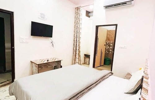 Sikandra Hotel | Hotel SS Palace