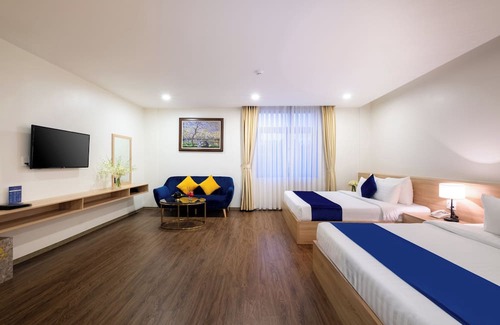 Duc Trong Hotel | Sandals Star Hotel