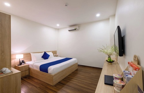 Duc Trong Hotel | Sandals Star Hotel