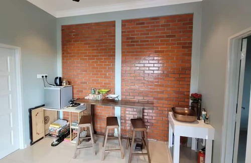Kampung Jelatang Villa | Villa RI Homestay