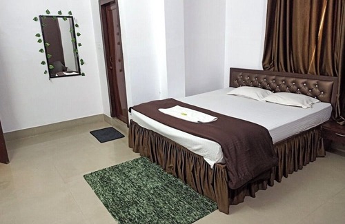 Sualkuchi Hotel | Nirvis Grand
