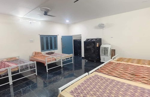 Bhongir Hotel | RoHans Farmstay & Events