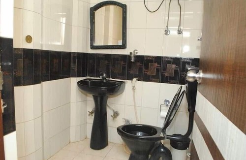 Dharmatala Hotel | Hotel Pushpak International
