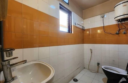 Dharmatala Hotel | Hotel Pushpak International