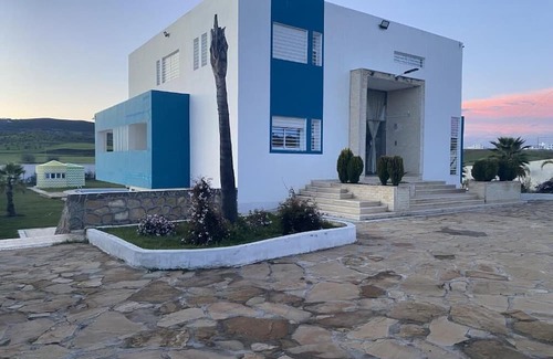 Bni Quolla Casa | Guitar Palace