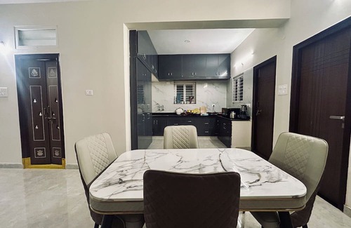 Masab Tank Apartamento | ORION Elegant Luxury Apartements