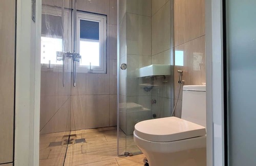 Downtown Ho Chi Minh City Hotel | The Rixx homestay