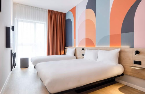 Gasperich Hotel | B&B HOTEL Luxembourg Centre Cloche D'Or