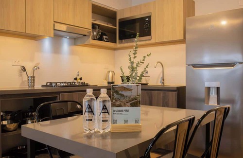 Miraflores Apartamento | w Peaceful 1BR w/Perfect Balcony in Miraflores