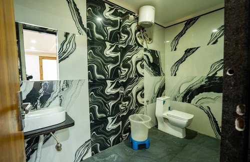 Rau Complejo | Aceotel Resort 7th Cloud Indore