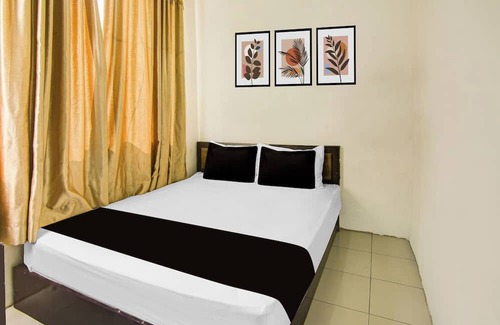 Panakkukang Hotel | OYO 94741 Wisma Makassar
