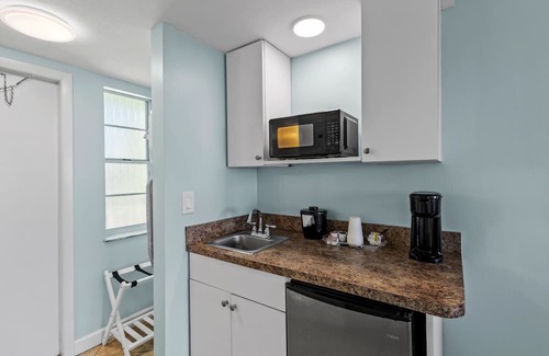 Fort Pierce Hotel | Oceanfront Inn
