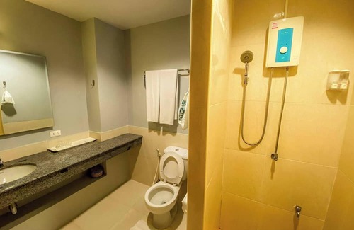 Talat Nuea Casa | Room-hotel With Balcony in Phukettown
