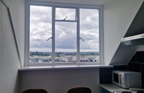 Cork Apartamento | Cork Apartment With River Views -cosy in Cork