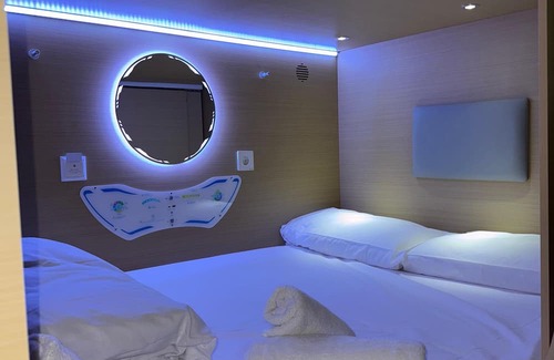 Distrito Central Hotel | Urban Cube Hostel Granada