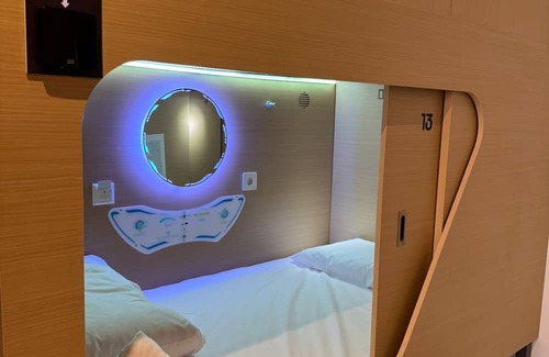 Distrito Central Hotel | Urban Cube Hostel Granada