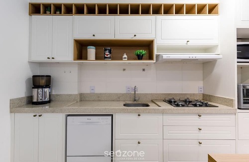 Penha Apartamento | Modern apt With Pool Near the Beach Avr0203