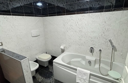Potenza Casa | Room & Parking