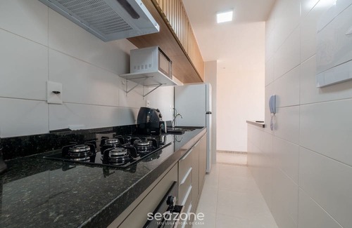 Guarajuba Apartamento | Beautiful apt in Building w Pool Guarajuba Aga0203