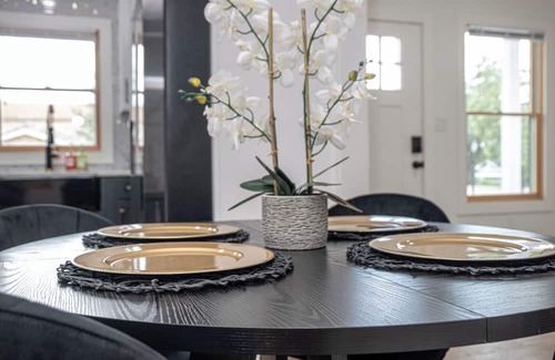 Eastside Promise Neighborhood Casa | Stylish Stay With Unforgettable Downtown Views!