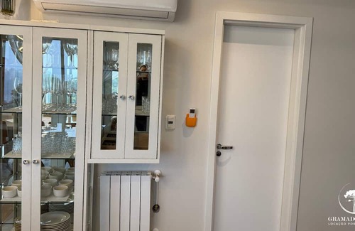 Planalto Apartamento | Apt Luxo 5 suítes em frente rua torta