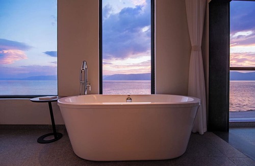 Dali Town Hotel | FEIFAN Erhai Lake Hotel