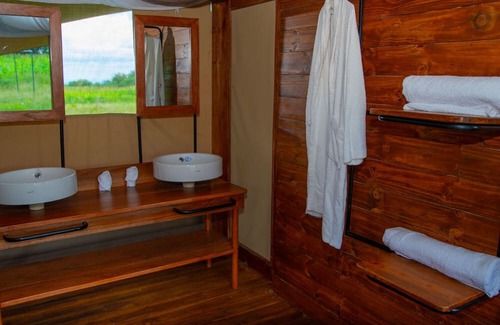 Serengeti National Park Hotel | Pumba Luxury Camps