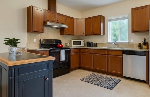 Haller Lake Casa | The Grand North Seattle Family Home
