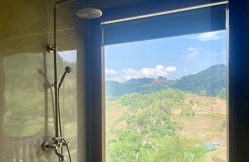 Ban Luoc Hotel | Bong Benh Retreat