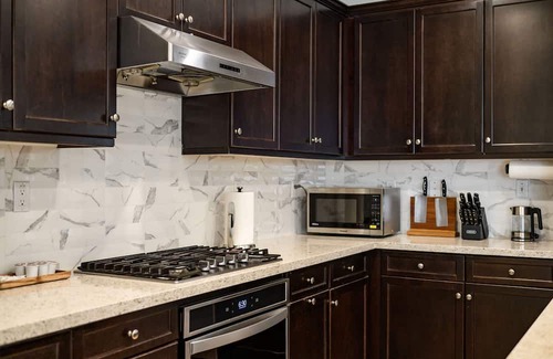 Ontario Casa | Comfort Style Home Near the Airport
