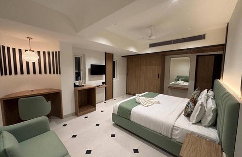 Mysore Hotel | Yuvraj Landmark