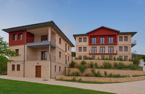 Ligiades Apartamento | Arktos Hotel Deluxe Suite With Lake View
