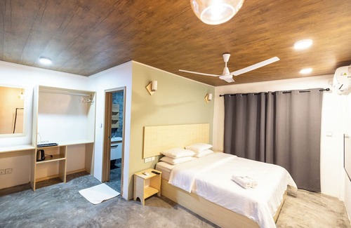 Thulusdhoo Island Casa | Bibee Surf