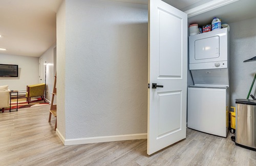 Carag Apartamento | 9 Mi to Mall of America: Convenient Apartment!