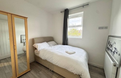 Belvedere Apartamento | Three Double Rooms in Spacious Home