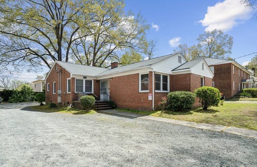 Durham Apartamento | Buchanan 2br At Duke East Campus 2 Bedroom Apts by Quantum Suites