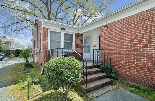 Durham Apartamento | Buchanan 2br At Duke East Campus 2 Bedroom Apts by Quantum Suites