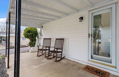 Royal Manor Casa | The Gahanna Getaway