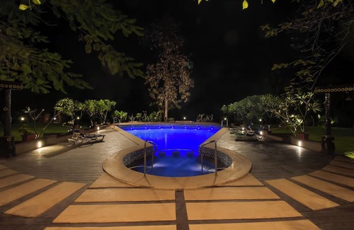 Valia Hotel | Club Mahindra Netrang