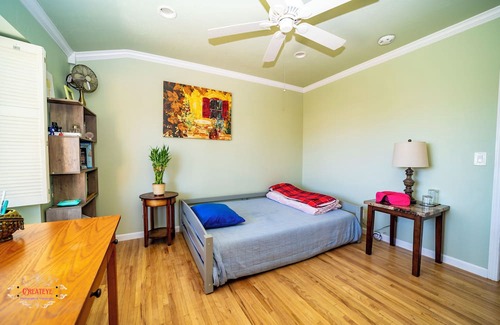 Dublin Casa | Charming 2-bedroom house with AC, WiFi in enchanting Dublin